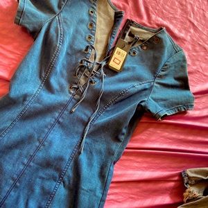 I’m selling a guess denim Jean dress